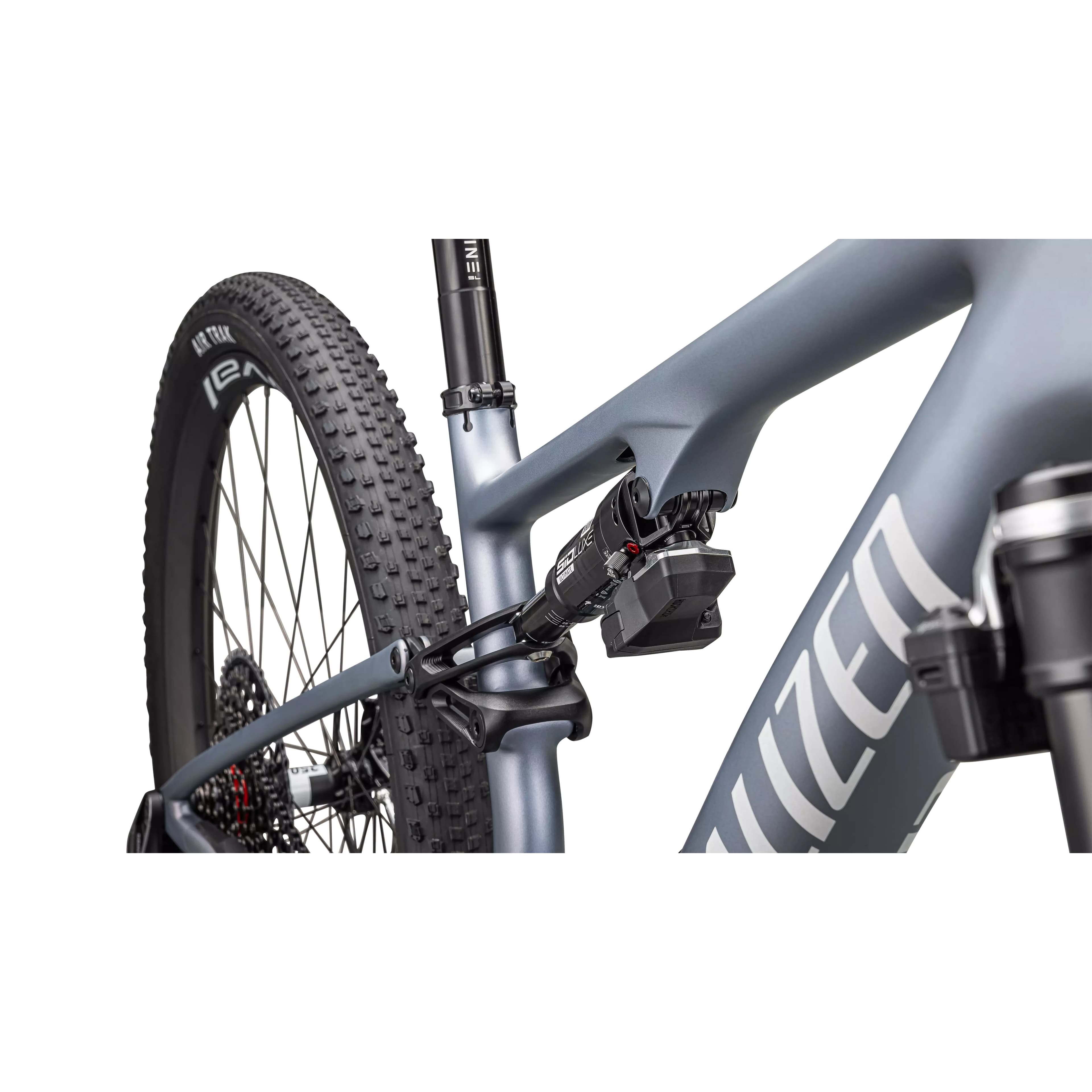 2091e766720c581799bb8c5ecbd1c43bbc464f84_Specialized_Epic_8_Pro_6.jpg