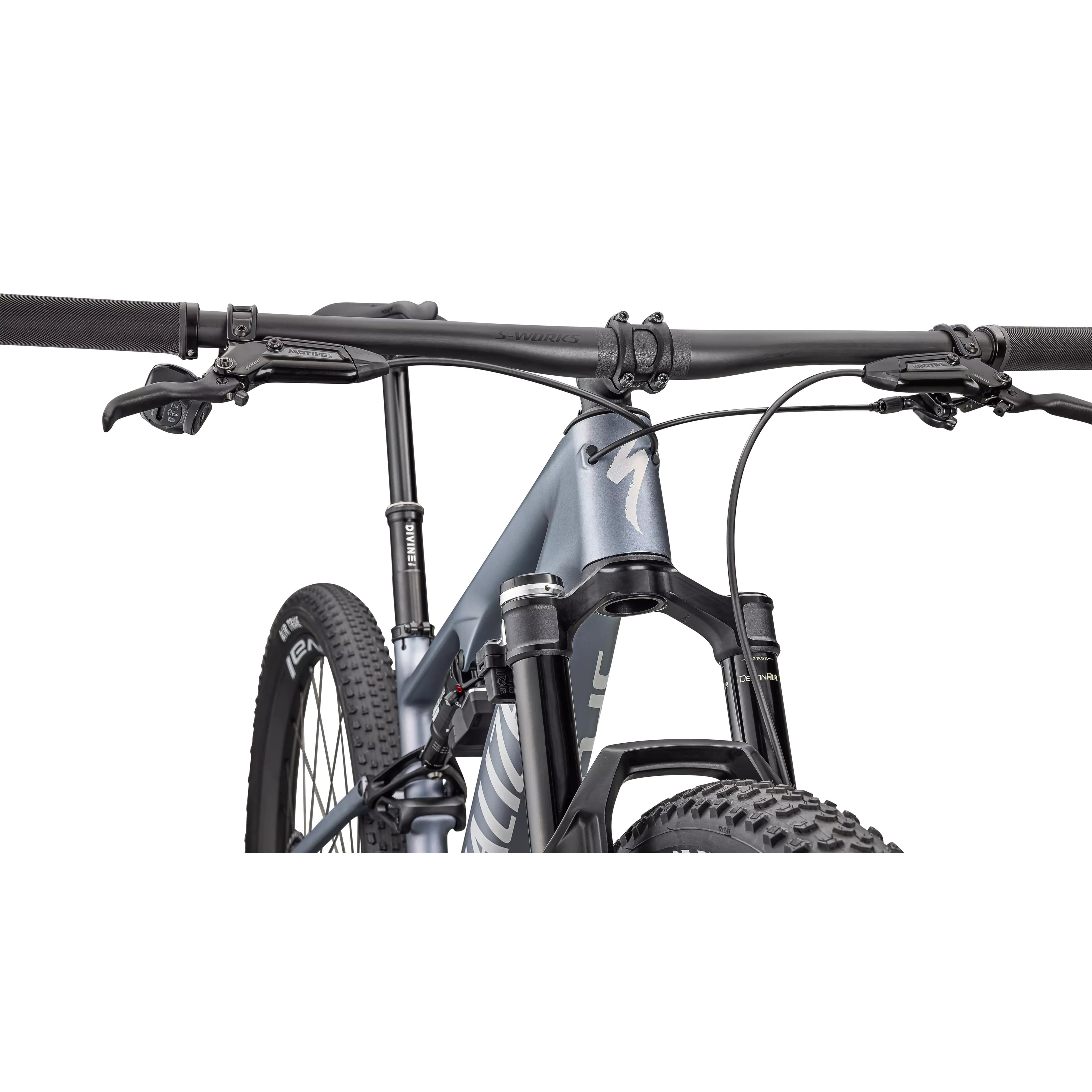 8491130d9dbc55c99a70a1fd54ff747d3f6d7c9f_Specialized_Epic_8_Pro_5.jpg