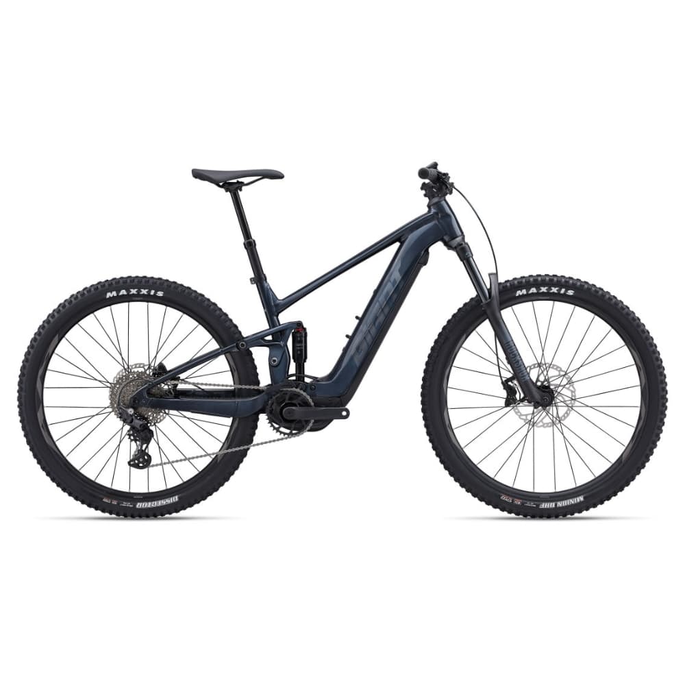 aaf6d406821dc447b8f01221a5b09e65f0f9ceca_giant_stance_e_1_dunkelblau_image_1.jpg