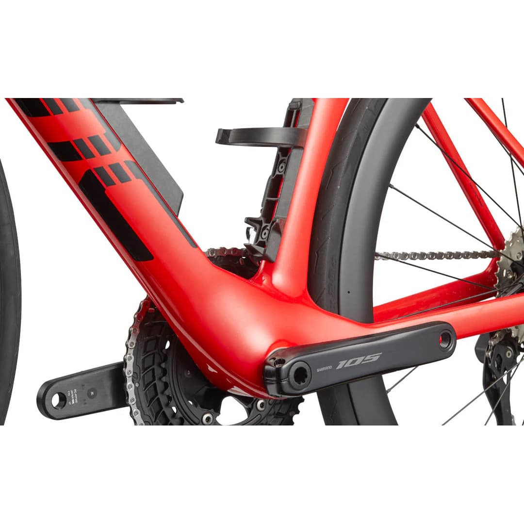 b7e20cac573b95d93cf2f4b21ae7c3d3d70de666_bmc_teammachine_r_01_five_red_7.jpg