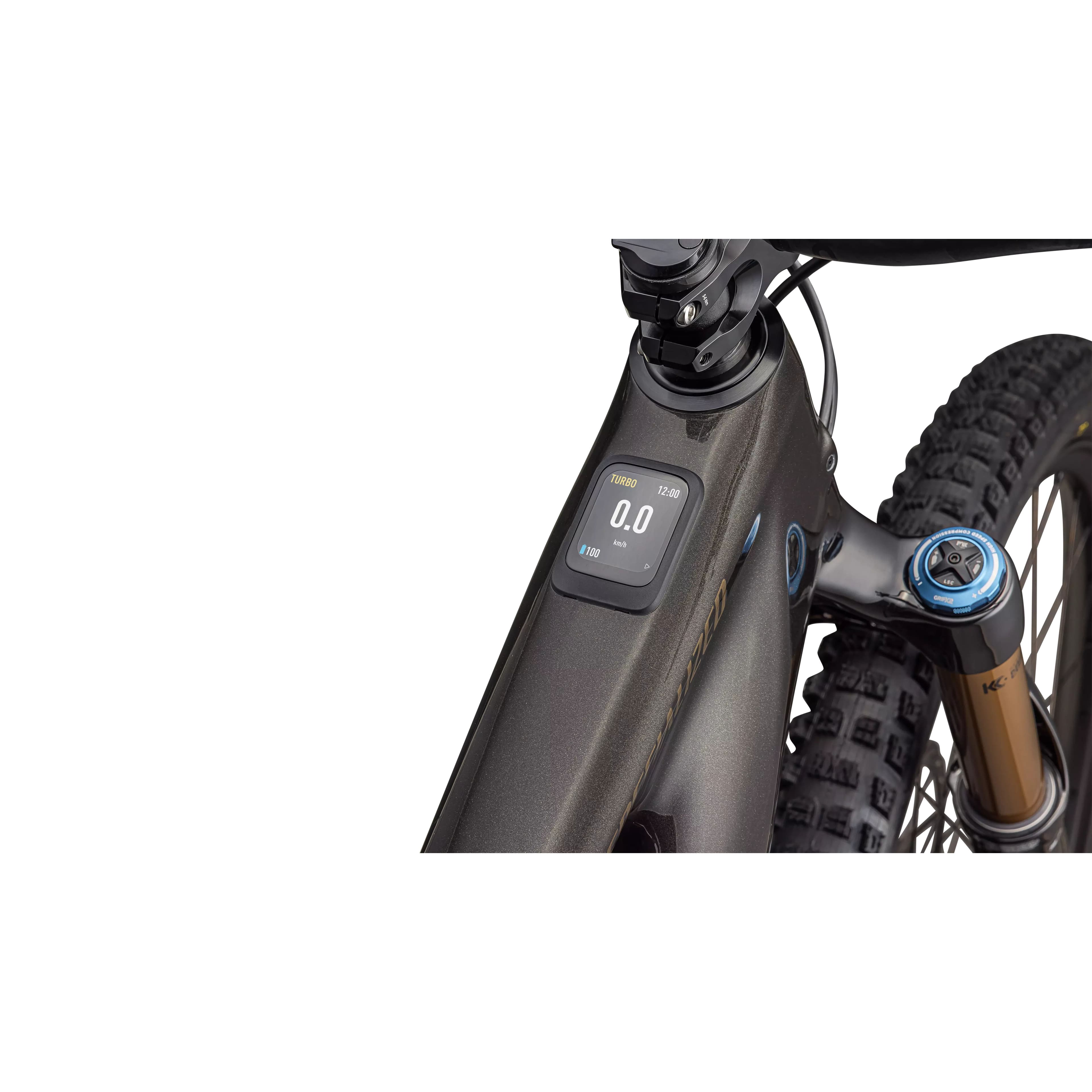 cae2a139949f8428b33914bab90c439541eeb488_95224_13_LEVO_PRO_CARBON_1.jpg