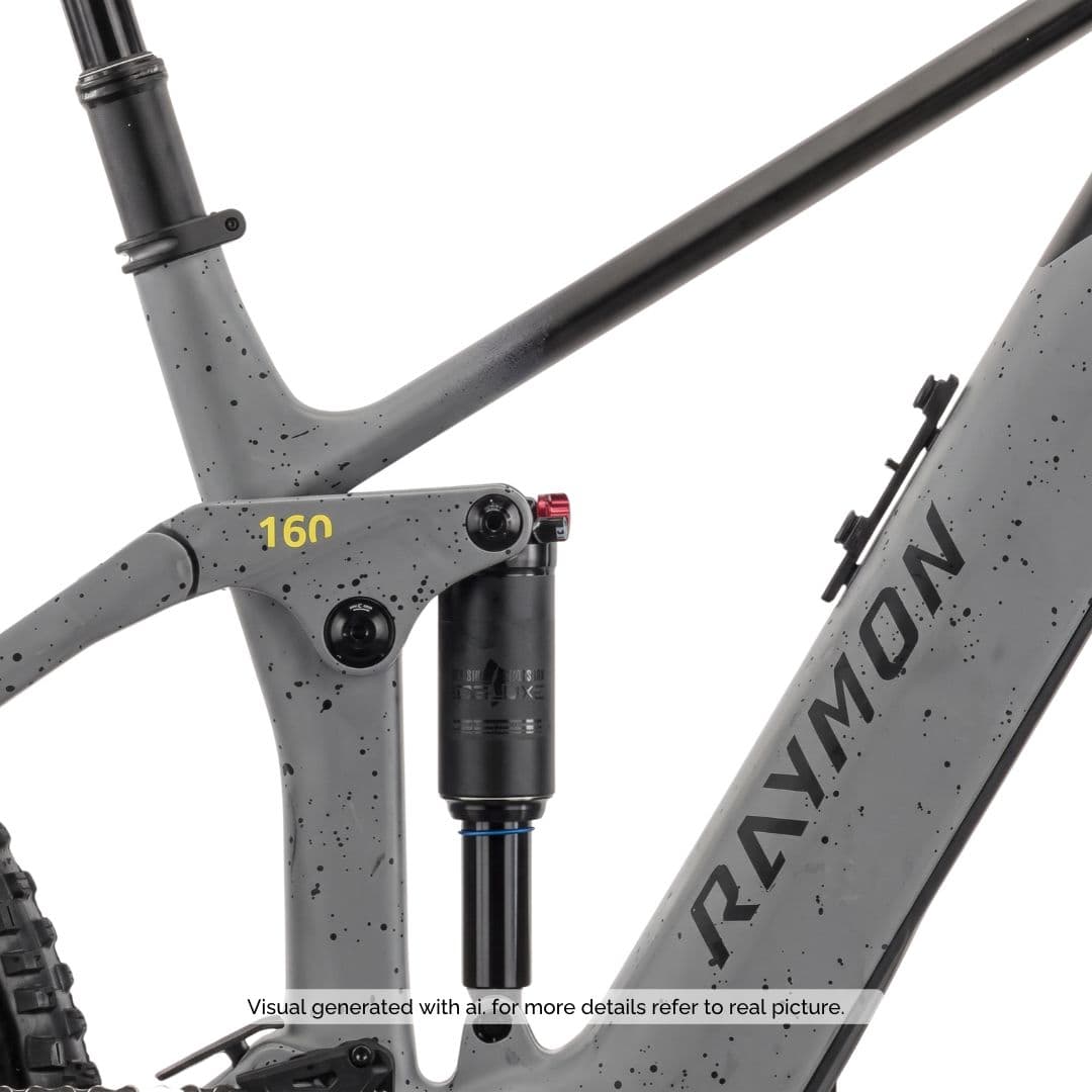 f01eb6040cc946c5a013ef5b80888a7e6ba9782e_Raymon_Vamok_Pure_grey2.jpg